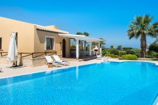 Villa a Custonaci - Villa con piscina al mare a Trapani, Sicily