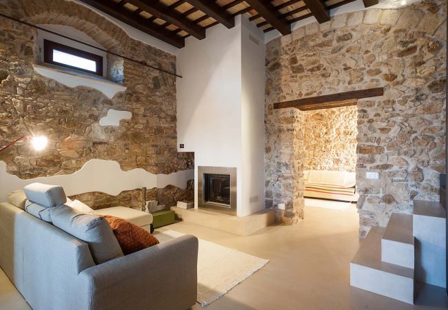 Casa a Buseto Palizzolo - Casa di charme con piscina in comune - Marietta Casa a Buseto Palizzolo - Casa di charme con piscina in comune - Marietta