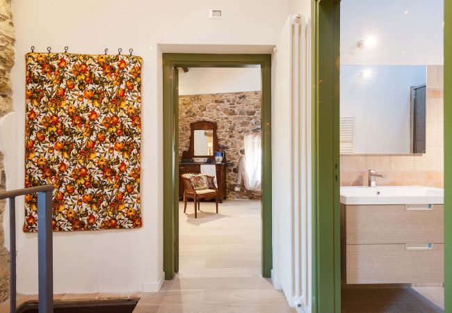 Casa a Buseto Palizzolo - Casa di charme con piscina in comune - Marietta Casa a Buseto Palizzolo - Casa di charme con piscina in comune - Marietta