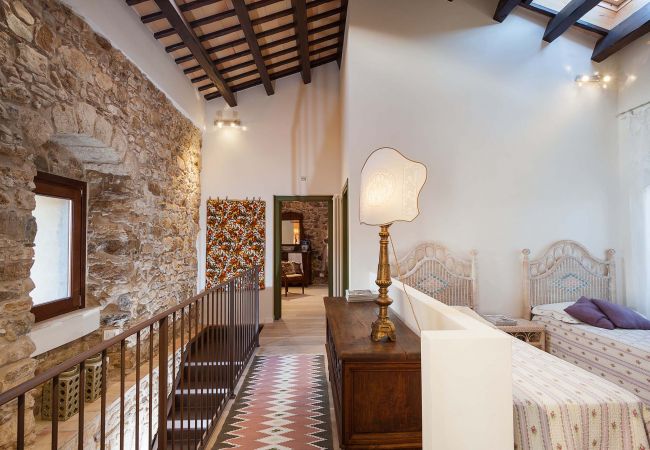 Casa a Buseto Palizzolo - Casa di charme con piscina in comune - Marietta Casa a Buseto Palizzolo - Casa di charme con piscina in comune - Marietta