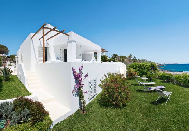 Villa a Siracusa - Villa sul mare a Fontane Bianche, Sicily Villa a Siracusa - Villa sul mare a Fontane Bianche, Sicily