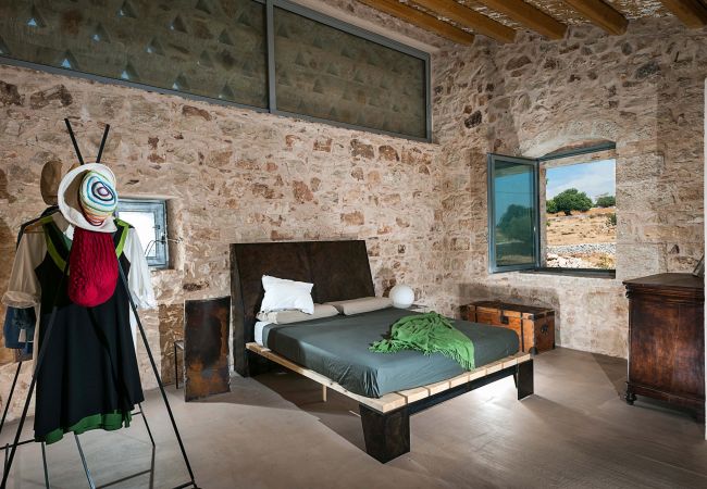 Villa a Santa Croce Camerina - Villa d’autore con piscina a Ragusa, Sicily - 11 pax Villa a Santa Croce Camerina - Villa d’autore con piscina a Ragusa, Sicily - 11 pax