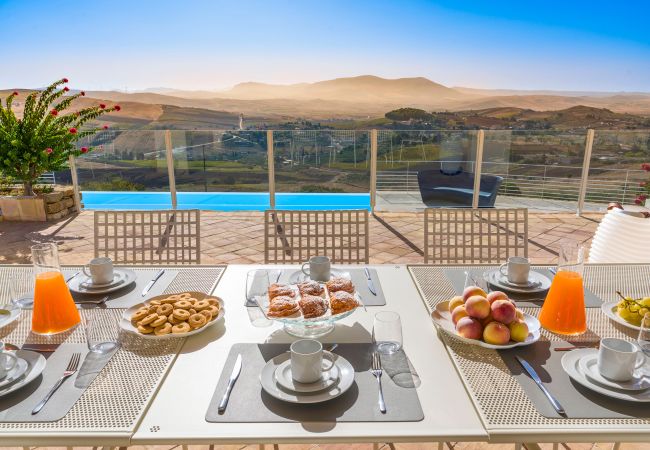 Villa a Buseto Palizzolo - Splendida villa di campagna con piscina Villa a Buseto Palizzolo - Splendida villa di campagna con piscina