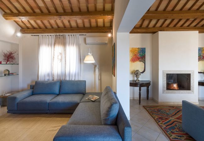 Villa a Buseto Palizzolo - Splendida villa di campagna con piscina Villa a Buseto Palizzolo - Splendida villa di campagna con piscina