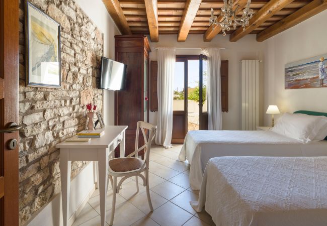 Villa a Buseto Palizzolo - Splendida villa di campagna con piscina Villa a Buseto Palizzolo - Splendida villa di campagna con piscina