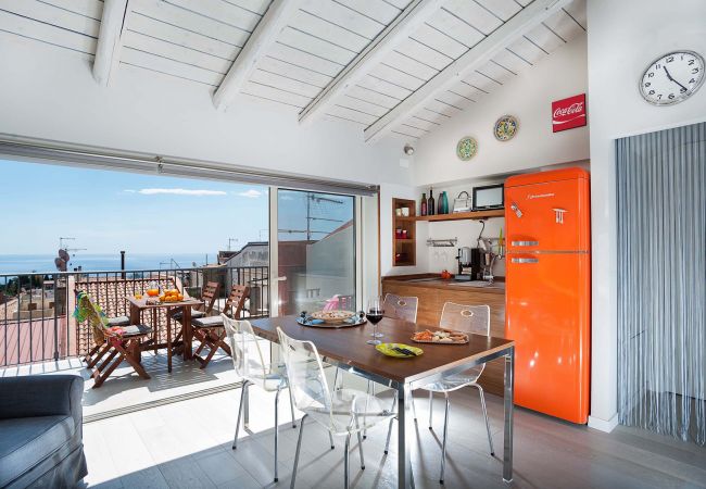 Appartamento a Taormina - Appartamento con terrazza sul Corso Umberto di Taormina, SIcilia Appartamento a Taormina - Appartamento con terrazza sul Corso Umberto di Taormina, SIcilia