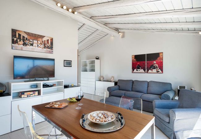 Appartamento a Taormina - Appartamento con terrazza sul Corso Umberto di Taormina, SIcilia Appartamento a Taormina - Appartamento con terrazza sul Corso Umberto di Taormina, SIcilia