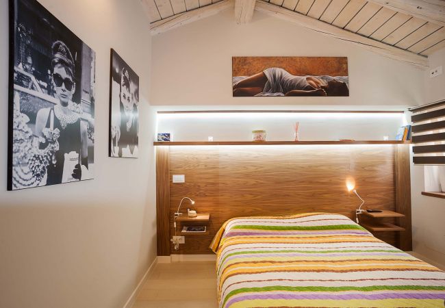 Appartamento a Taormina - Appartamento con terrazza sul Corso Umberto di Taormina, SIcilia Appartamento a Taormina - Appartamento con terrazza sul Corso Umberto di Taormina, SIcilia