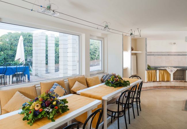 Villa a Noto - Villa con piscina, 450 metri dal mare di San Lorenzo, Noto, Sicilia - 14 pax Villa a Noto - Villa con piscina, 450 metri dal mare di San Lorenzo, Noto, Sicilia - 14 pax