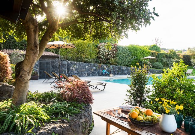 Villa a Viagrande - Villa con piscina e sala fitness sull'Etna, Sicily Villa a Viagrande - Villa con piscina e sala fitness sull'Etna, Sicily