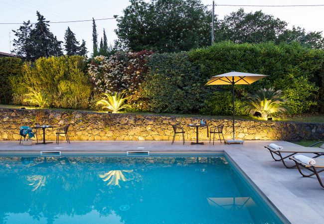 Villa a Viagrande - Villa con piscina e sala fitness sull'Etna, Sicily Villa a Viagrande - Villa con piscina e sala fitness sull'Etna, Sicily