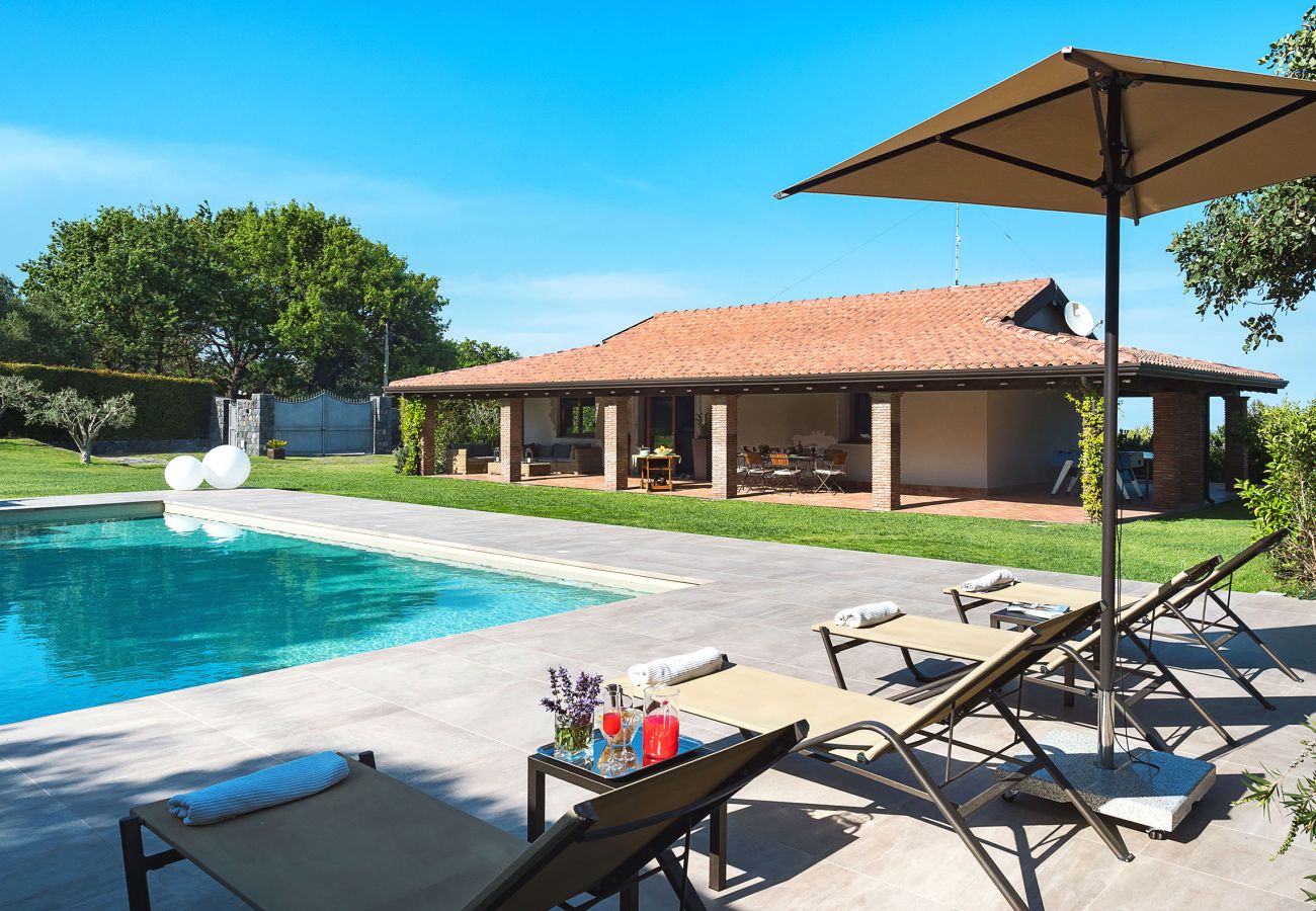 Villa a Viagrande - Villa con piscina e sala fitness sull'Etna, Sicily