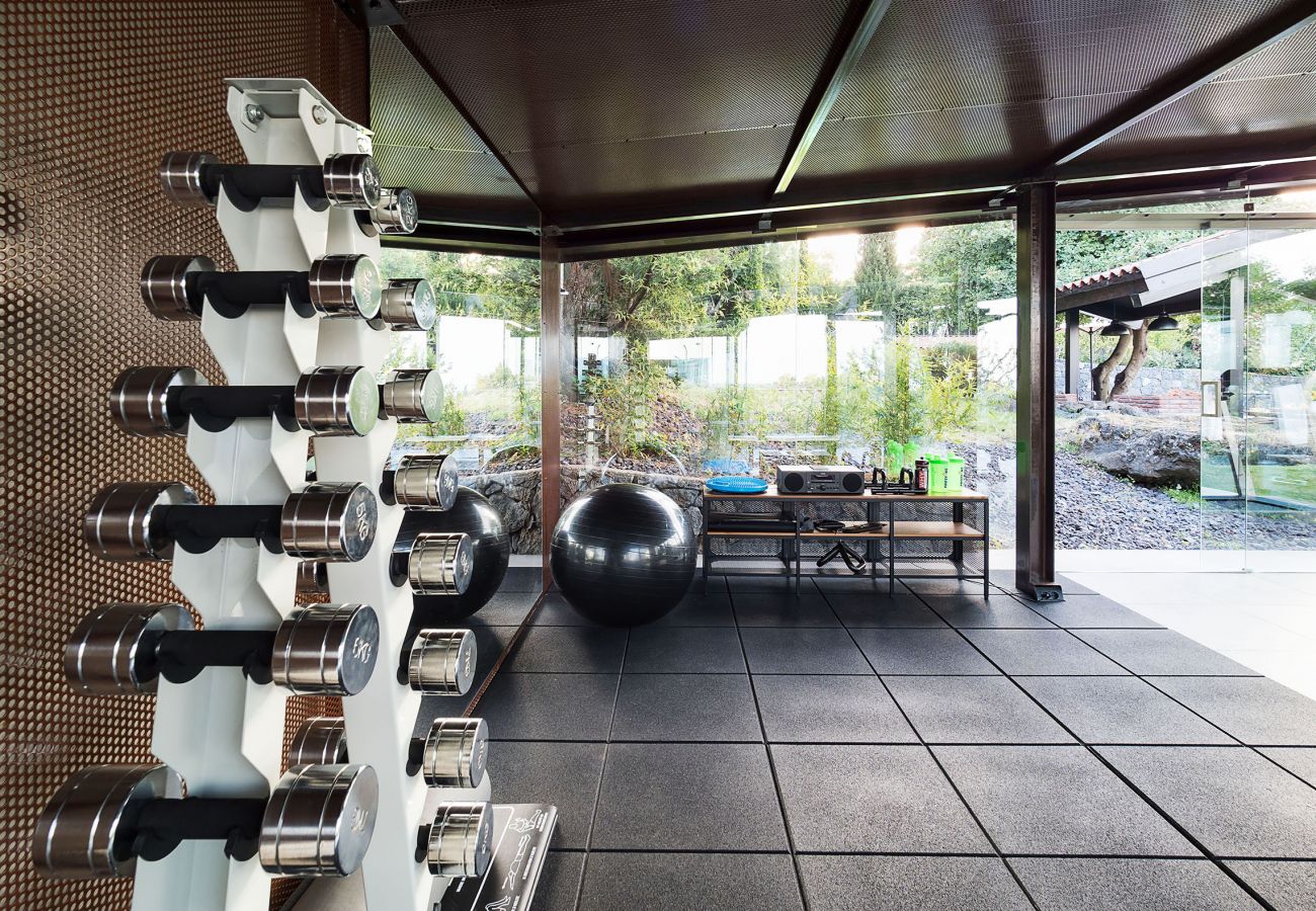 Villa a Viagrande - Villa con piscina e sala fitness sull'Etna, Sicily