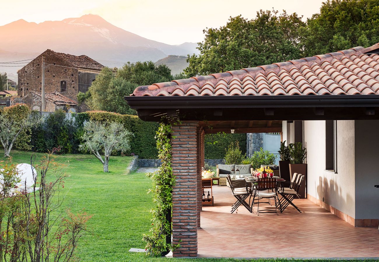 Villa a Viagrande - Villa con piscina e sala fitness sull'Etna, Sicily