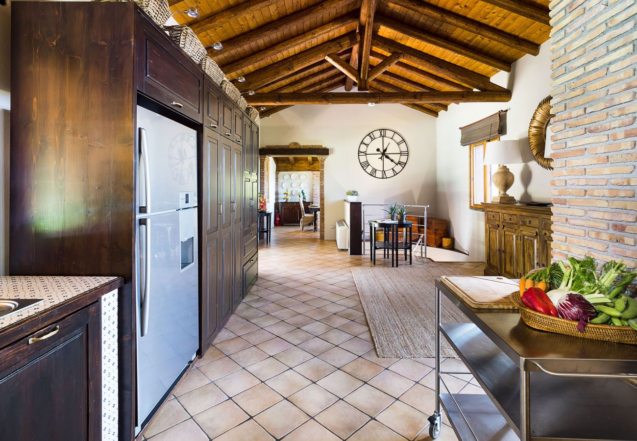 Villa a Viagrande - Villa con piscina e sala fitness sull'Etna, Sicily