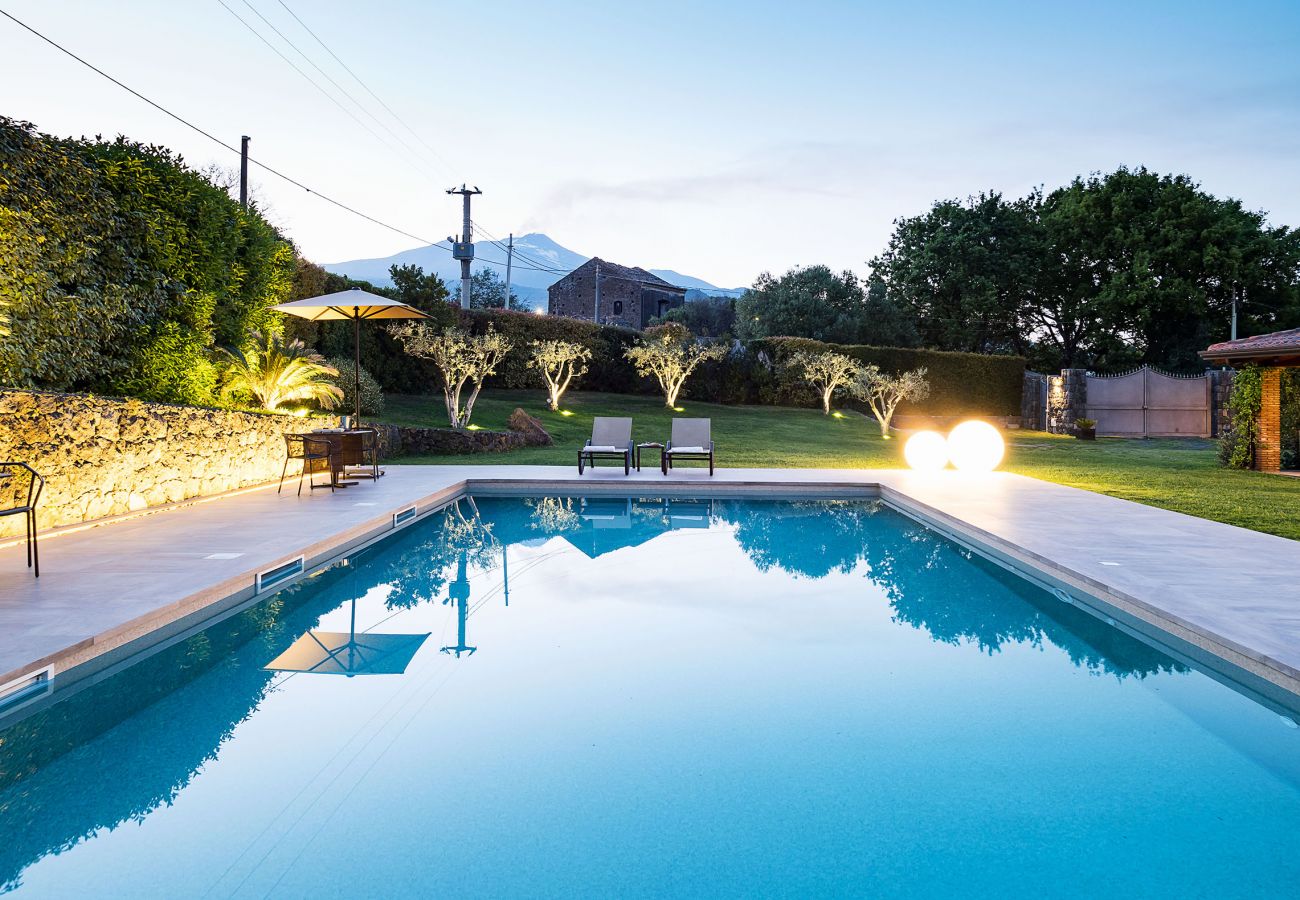 Villa a Viagrande - Villa con piscina e sala fitness sull'Etna, Sicily