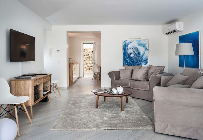 Villa a Marina di Modica - Villa fronte mare con piscina e area wellness a Marina di Modica, Sicilia Villa a Marina di Modica - Villa fronte mare con piscina e area wellness a Marina di Modica, Sicilia