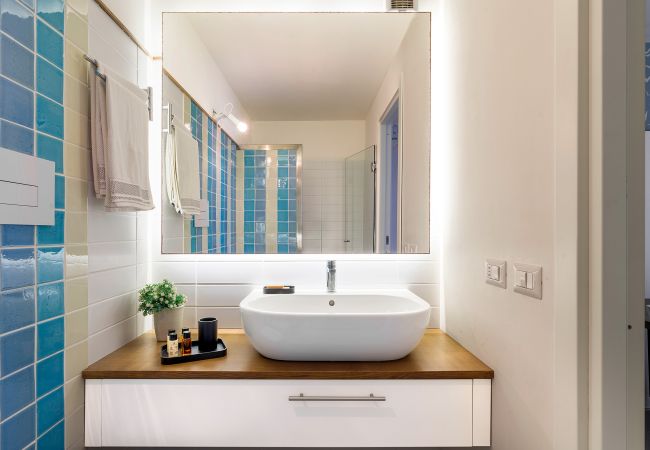 Villa a Marina di Modica - Villa fronte mare con piscina e area wellness a Marina di Modica, Sicilia Villa a Marina di Modica - Villa fronte mare con piscina e area wellness a Marina di Modica, Sicilia