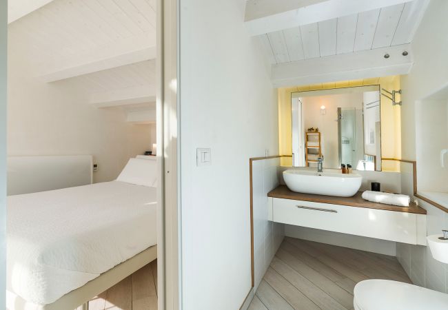 Villa a Marina di Modica - Villa fronte mare con piscina e area wellness a Marina di Modica, Sicilia Villa a Marina di Modica - Villa fronte mare con piscina e area wellness a Marina di Modica, Sicilia