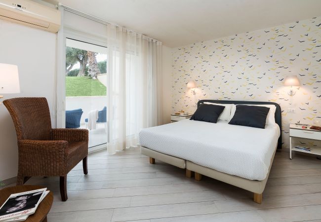 Villa a Marina di Modica - Villa fronte mare con piscina e area wellness a Marina di Modica, Sicilia Villa a Marina di Modica - Villa fronte mare con piscina e area wellness a Marina di Modica, Sicilia