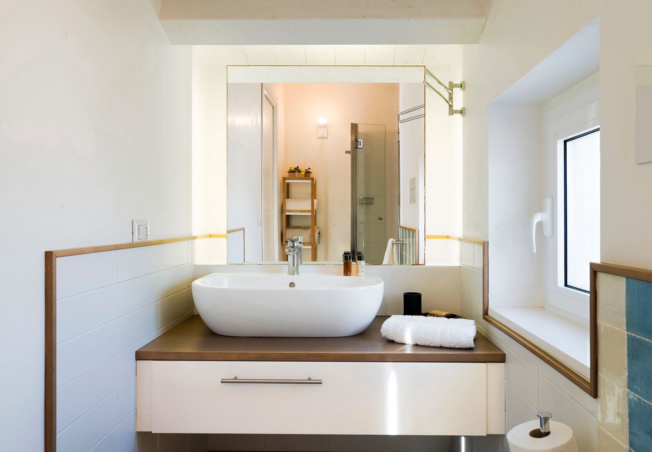Villa a Marina di Modica - Villa fronte mare con piscina e area wellness a Marina di Modica, Sicilia