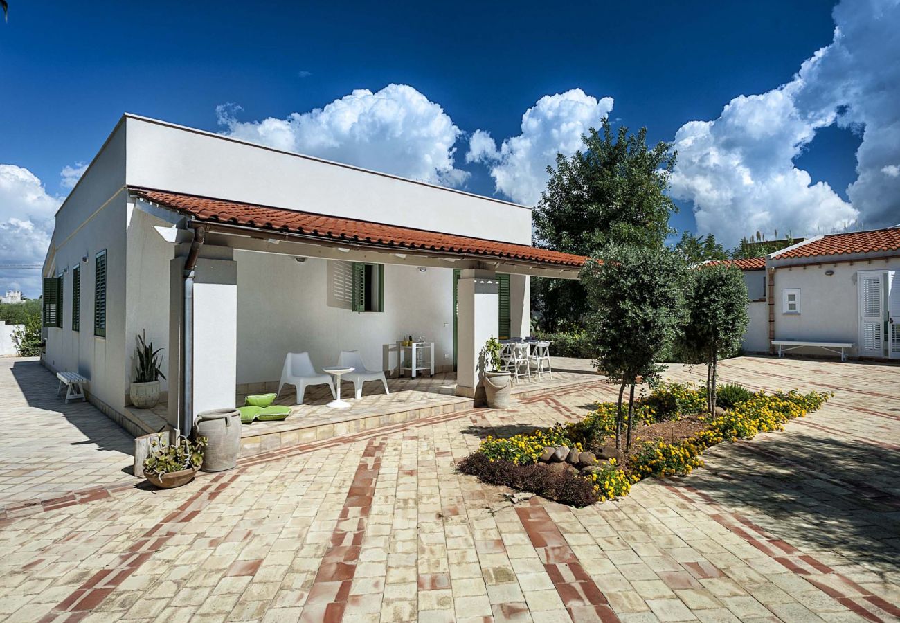 Villa a Mazara del Vallo - Villa a pochi passi dal mare di Mazara del Vallo, Sicilia - 8pax