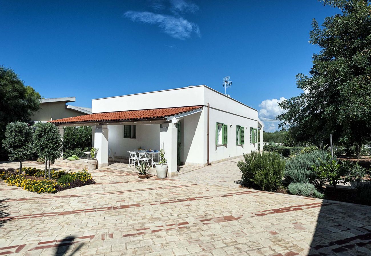 Villa a Mazara del Vallo - Villa a pochi passi dal mare di Mazara del Vallo, Sicilia - 8pax