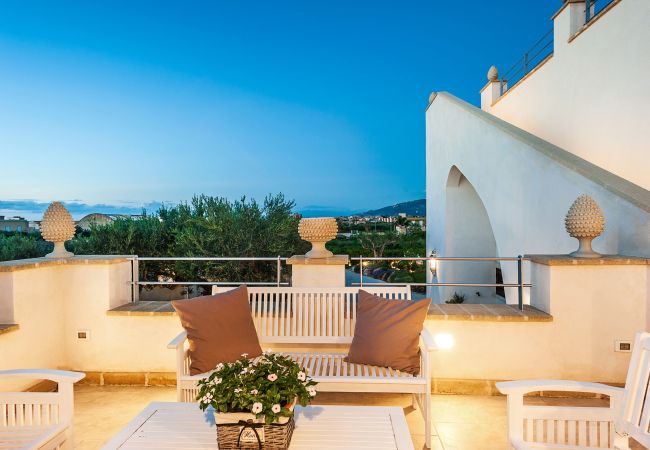 Villa a Misiliscemi - Splendida villa con piscina e wellness privati, non lontana dal mare Villa a Misiliscemi - Splendida villa con piscina e wellness privati, non lontana dal mare