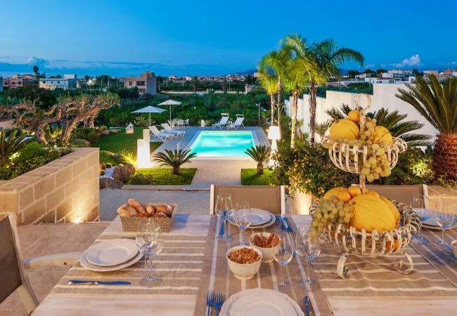 Villa a Misiliscemi - Splendida villa con piscina e wellness privati, non lontana dal mare Villa a Misiliscemi - Splendida villa con piscina e wellness privati, non lontana dal mare