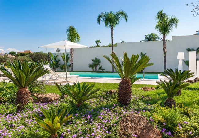 Villa a Misiliscemi - Splendida villa con piscina e wellness privati, non lontana dal mare Villa a Misiliscemi - Splendida villa con piscina e wellness privati, non lontana dal mare