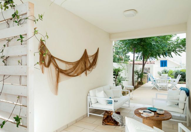 Casa a San Vito Lo Capo - Bella casa con terrazza a 80 metri dalla spiaggia di San Vito lo Capo, Sicilia Casa a San Vito Lo Capo - Bella casa con terrazza a 80 metri dalla spiaggia di San Vito lo Capo, Sicilia