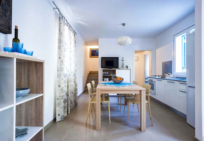 Casa a San Vito Lo Capo - Bella casa con terrazza a 80 metri dalla spiaggia di San Vito lo Capo, Sicilia Casa a San Vito Lo Capo - Bella casa con terrazza a 80 metri dalla spiaggia di San Vito lo Capo, Sicilia
