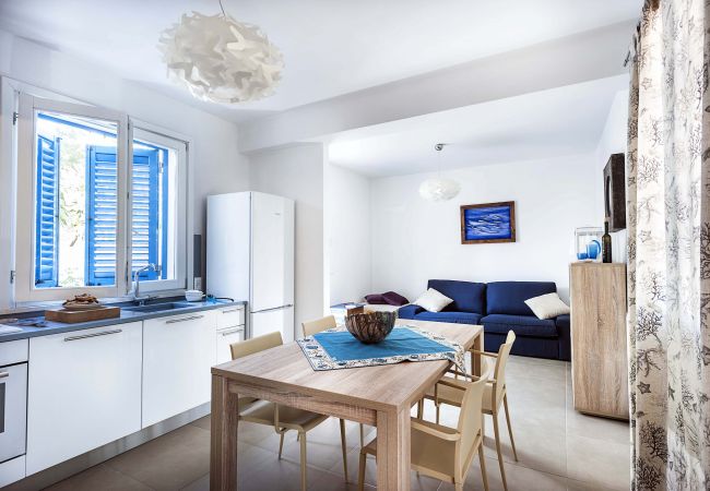 Casa a San Vito Lo Capo - Bella casa con terrazza a 80 metri dalla spiaggia di San Vito lo Capo, Sicilia Casa a San Vito Lo Capo - Bella casa con terrazza a 80 metri dalla spiaggia di San Vito lo Capo, Sicilia