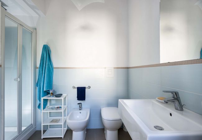 Casa a San Vito Lo Capo - Bella casa con terrazza a 80 metri dalla spiaggia di San Vito lo Capo, Sicilia Casa a San Vito Lo Capo - Bella casa con terrazza a 80 metri dalla spiaggia di San Vito lo Capo, Sicilia