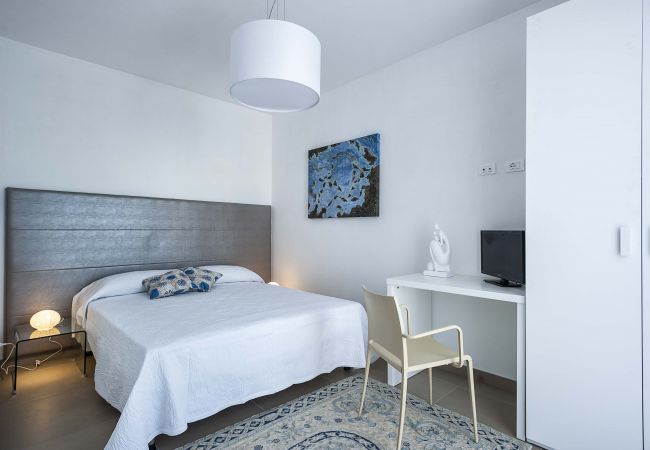 Casa a San Vito Lo Capo - Bella casa con terrazza a 80 metri dalla spiaggia di San Vito lo Capo, Sicilia Casa a San Vito Lo Capo - Bella casa con terrazza a 80 metri dalla spiaggia di San Vito lo Capo, Sicilia