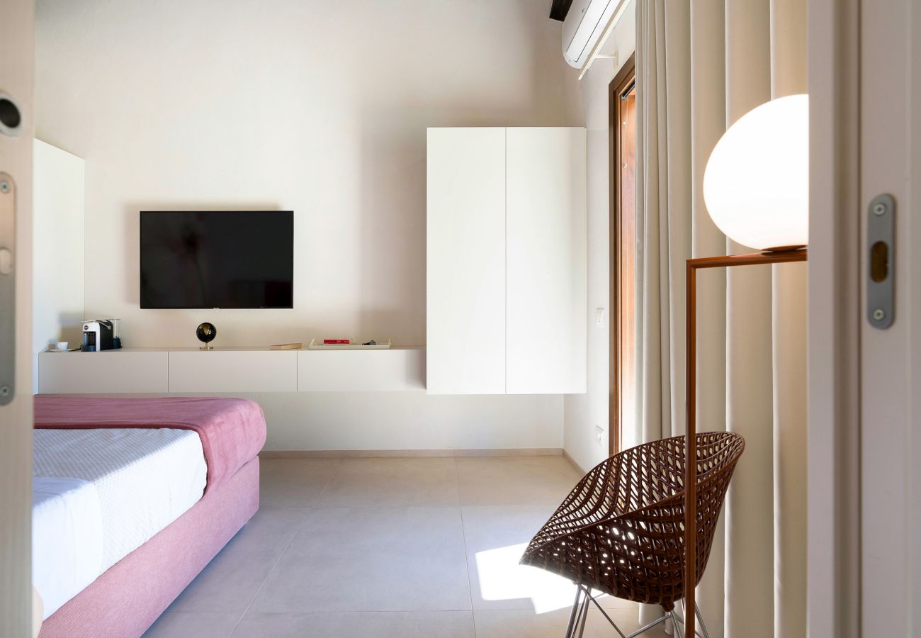 Villa a Rosolini - Villa di campagna con piscina privata