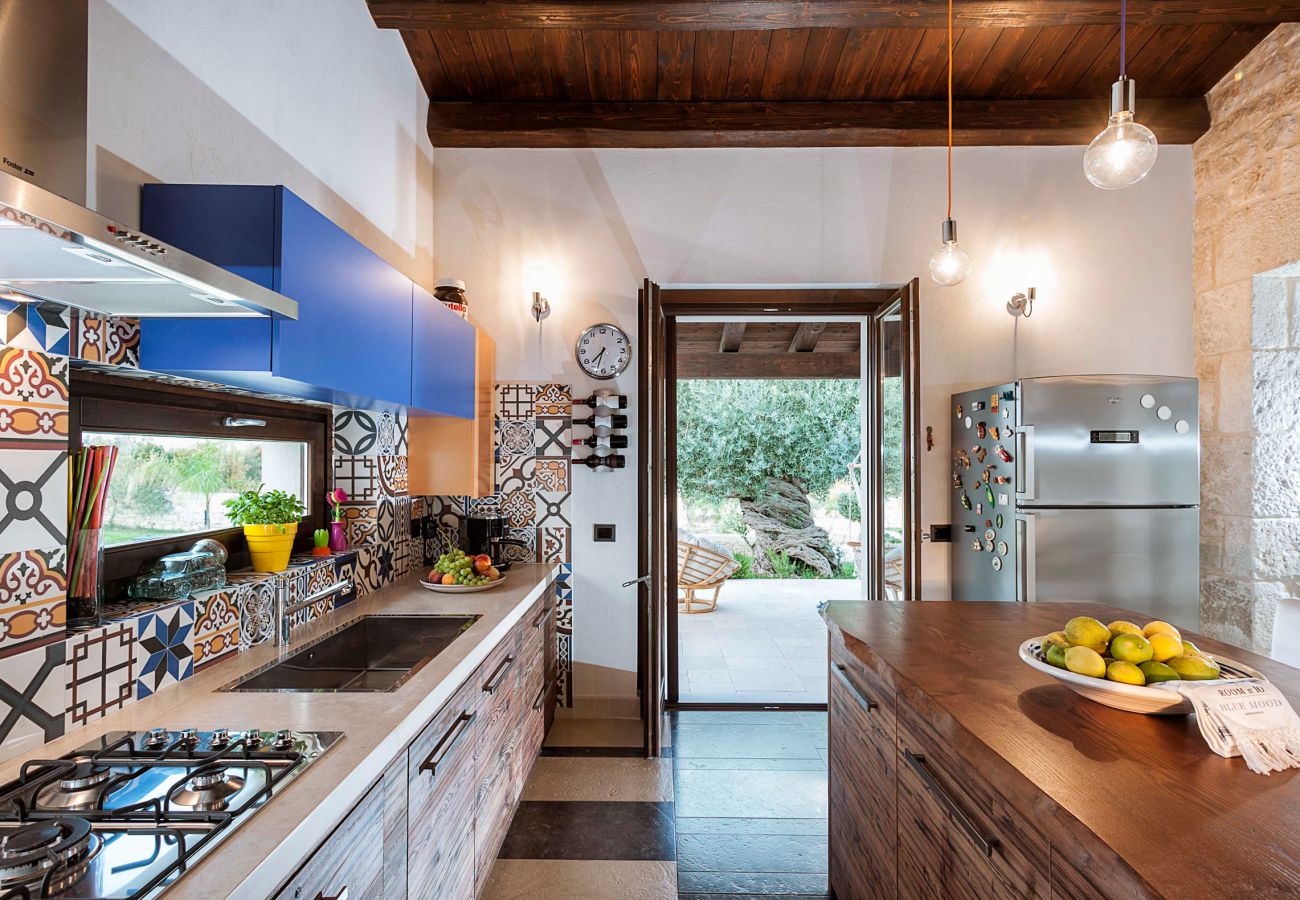 Villa a Rosolini - Villa di campagna con piscina privata