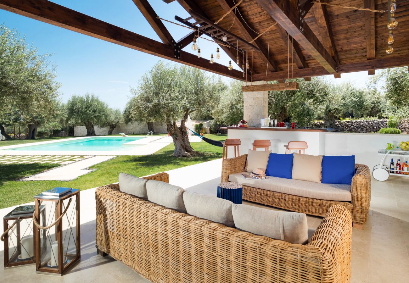 Villa a Rosolini - Villa di campagna con piscina privata