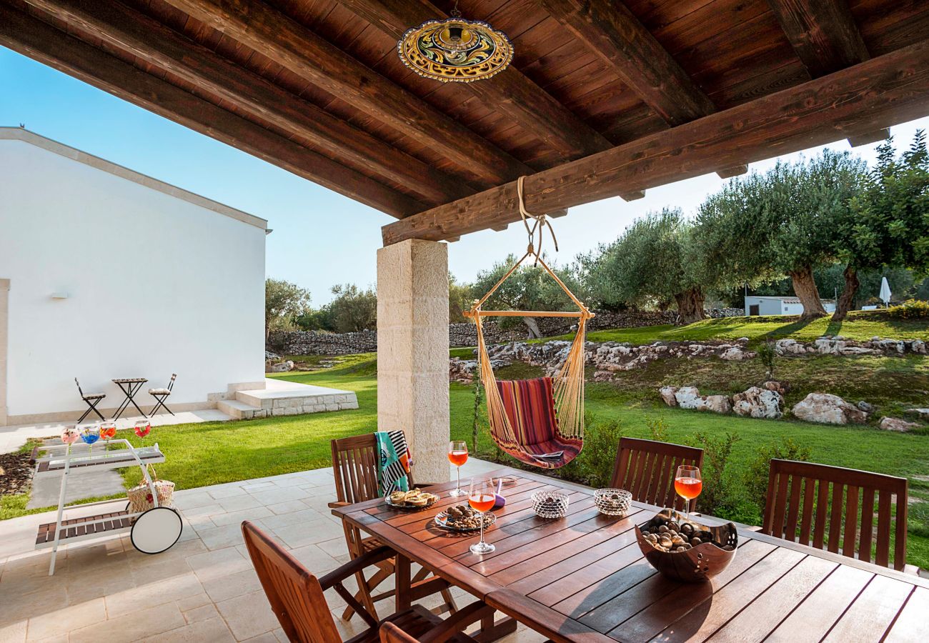Villa a Rosolini - Villa di campagna con piscina privata