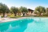 Villa a Rosolini - Villa di campagna con piscina privata