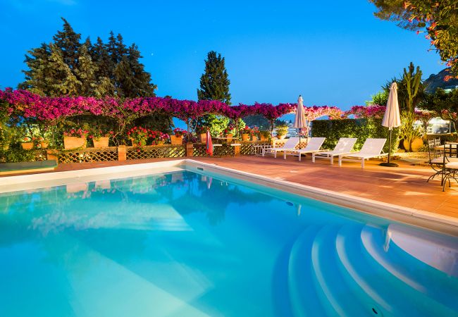 Villa a Taormina - Villa esclusiva con piscina a Taormina, Sicily - 10 pax