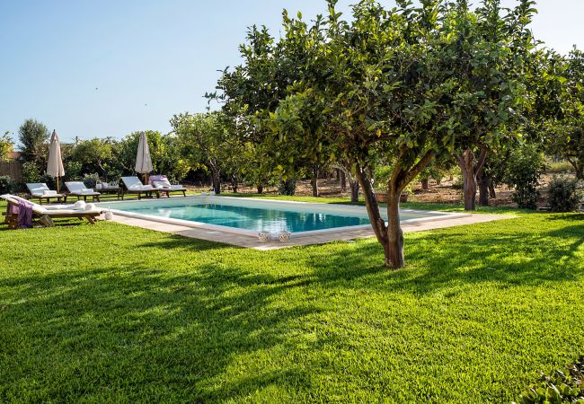 Villa a Siracusa - Elegante villa con piscina a Siracusa, Sicily Villa a Siracusa - Elegante villa con piscina a Siracusa, Sicily