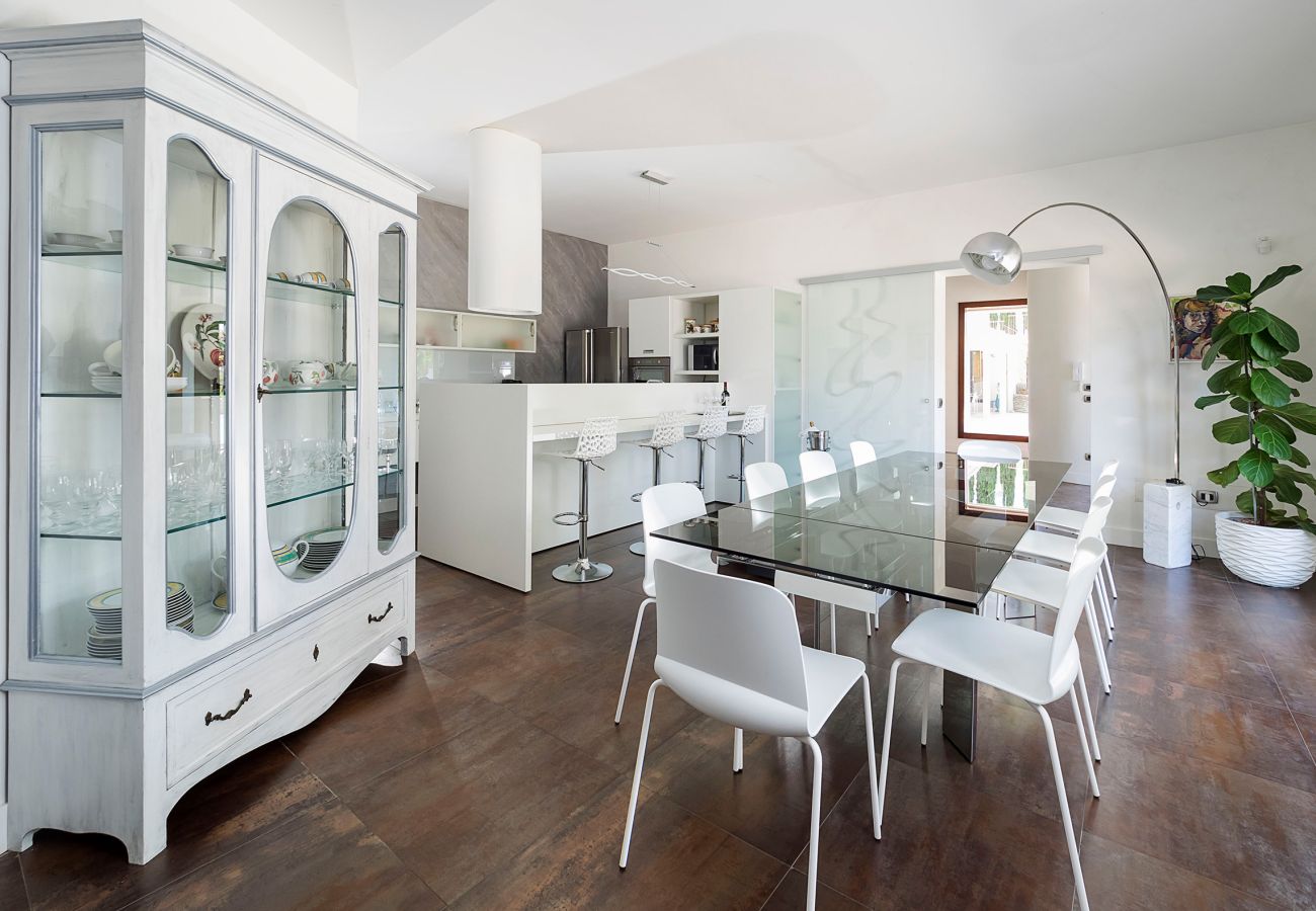 Villa a Agrigento - Splendida villa con piscina, area wellness, campetto di calcio ad Agrigento - 14 pax