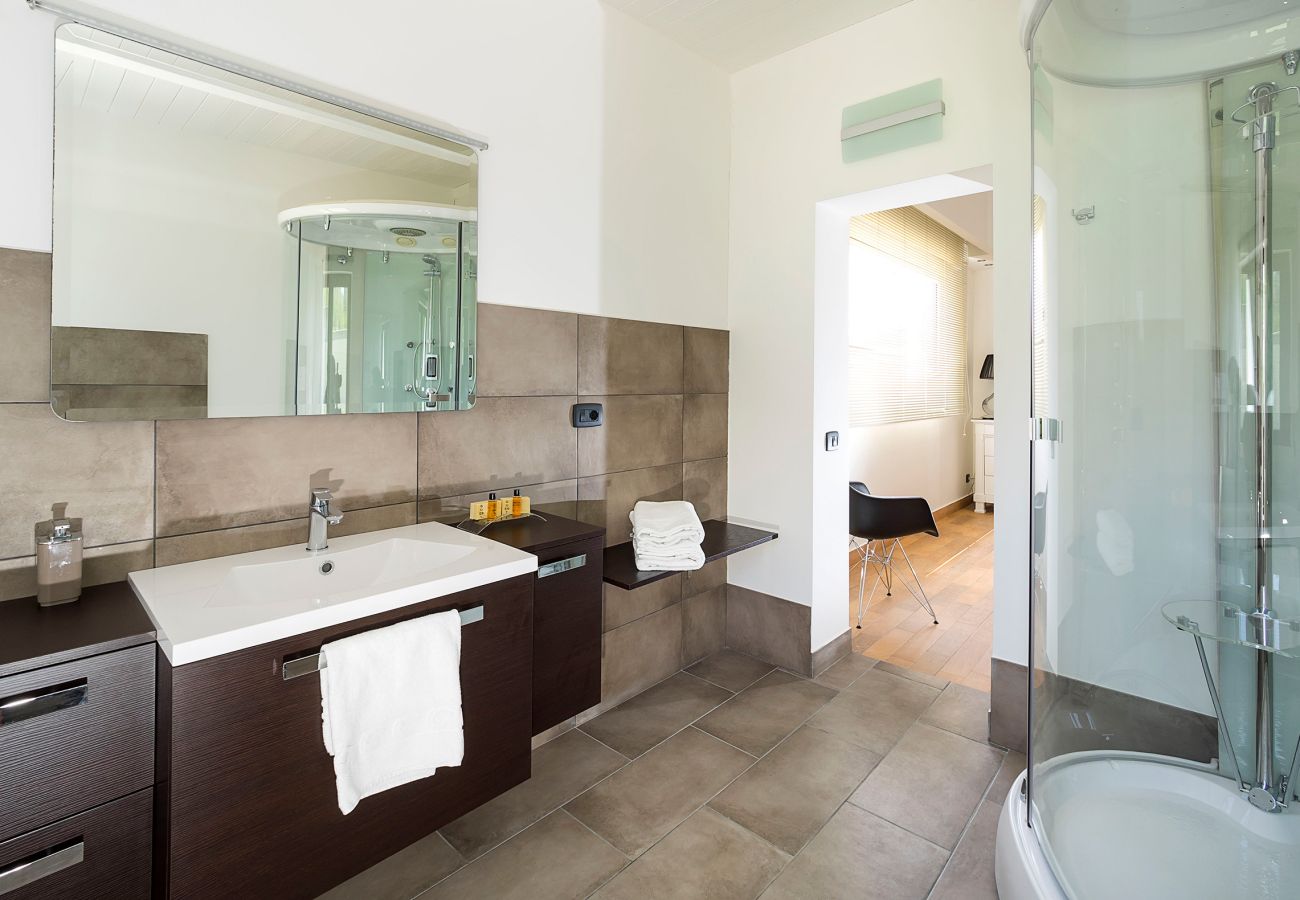 Villa a Agrigento - Splendida villa con piscina, area wellness, campetto di calcio ad Agrigento - 14 pax