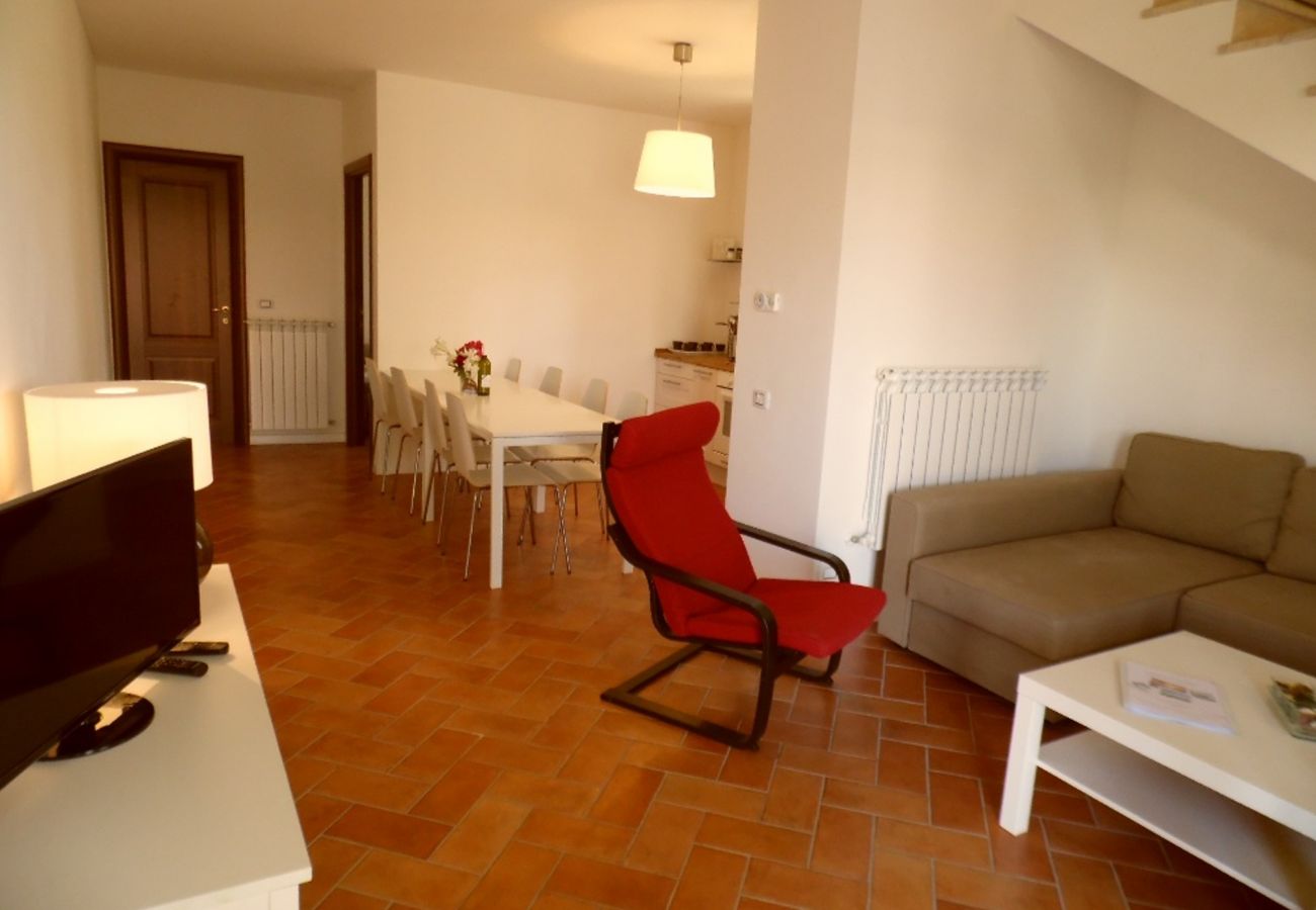 Casa a Bolsena - Casa Vacanza Maris - a soli 300 m dalla spiagga e con hot tub