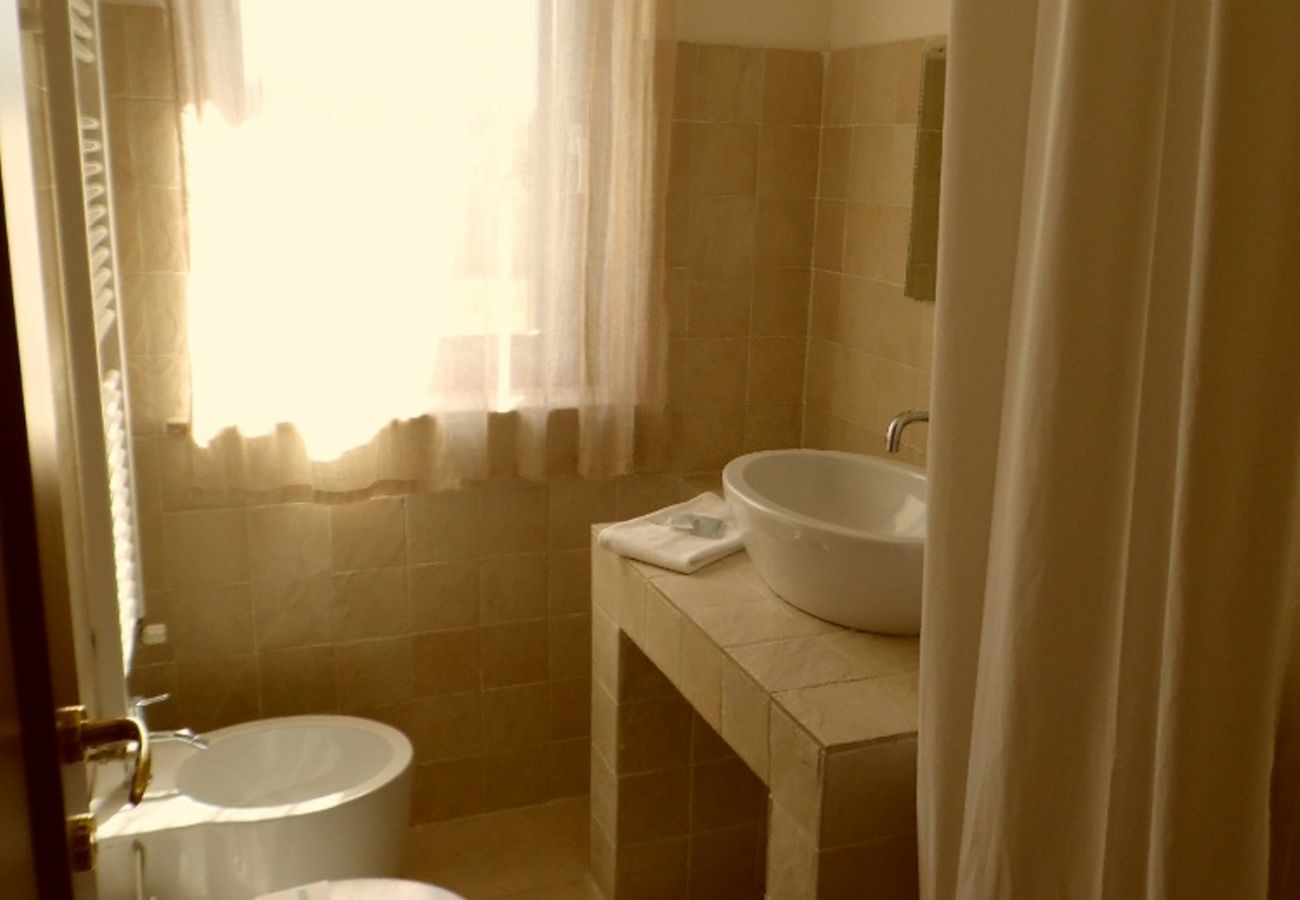 Casa a Bolsena - Casa Vacanza Maris - a soli 300 m dalla spiagga e con hot tub