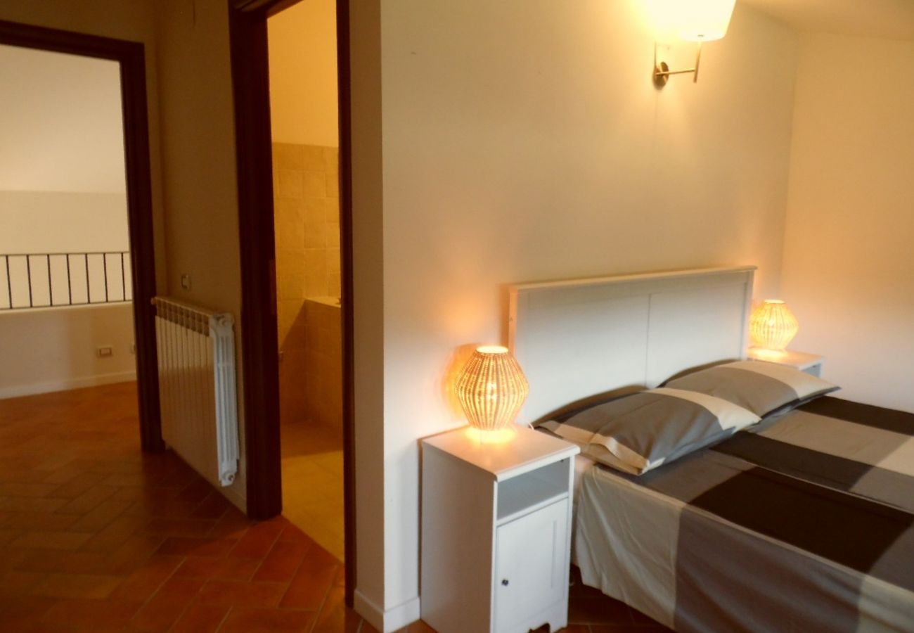 Casa a Bolsena - Casa Vacanza Maris - a soli 300 m dalla spiagga e con hot tub