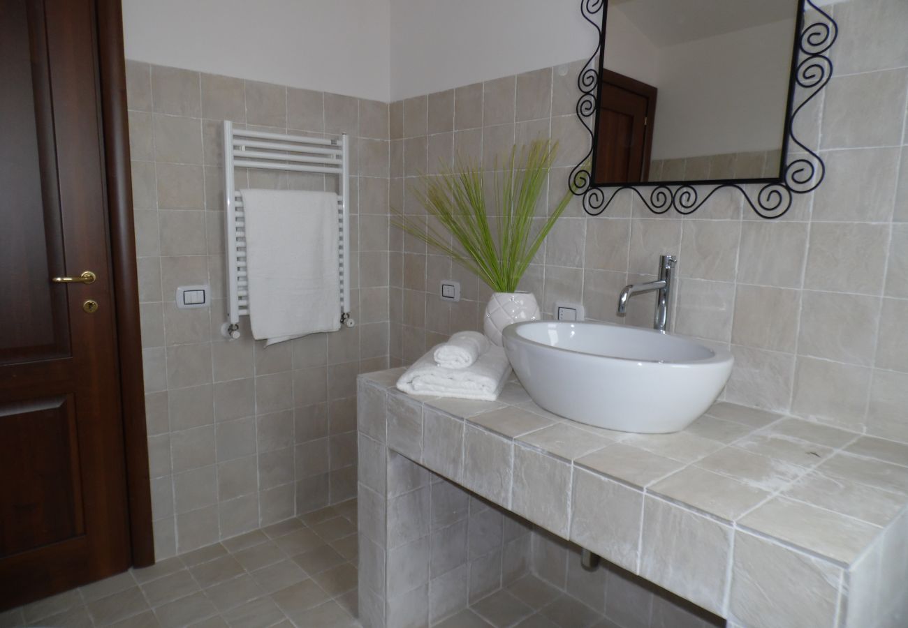 Casa a Bolsena - Casa Vacanza Maris - a soli 300 m dalla spiagga e con hot tub