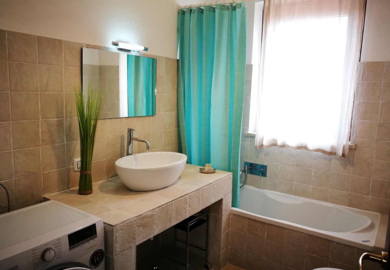 Casa a Bolsena - Casa Vacanza Maris - a soli 300 m dalla spiagga e con hot tub