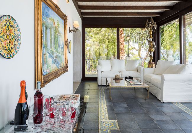 Villa a Letojanni - Villa esclusiva con piscina a Taormina, Sicily - 8 pax Villa a Letojanni - Villa esclusiva con piscina a Taormina, Sicily - 8 pax